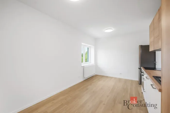 Pronájem bytu 2+kk, Praha - Modřany, Barunčina, 34 m2