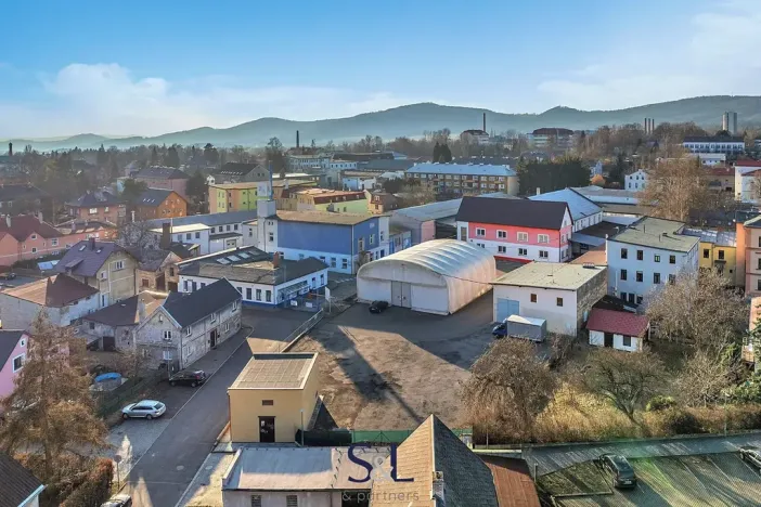 Prodej výrobních prostor, Nový Bor, Sklářská, 6477 m2