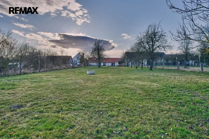 Prodej zemědělské usedlosti, Drhovle - Pamětice, 160 m2