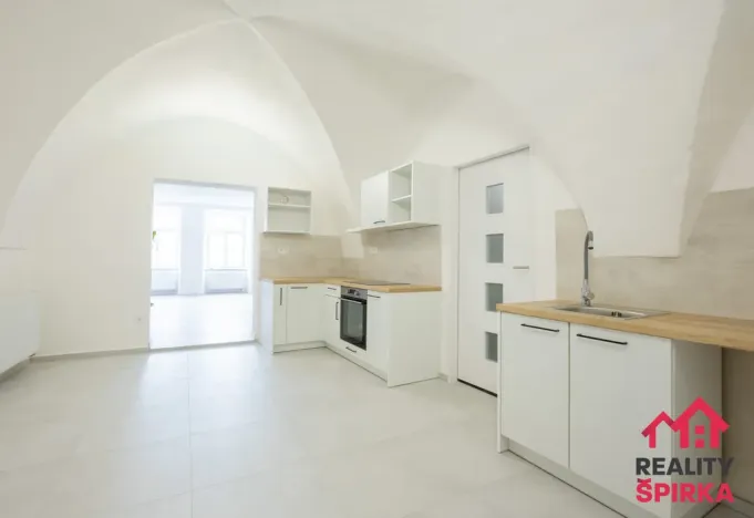 Pronájem bytu 2+1, Moravská Třebová - Město, nám. T. G. Masaryka, 78 m2