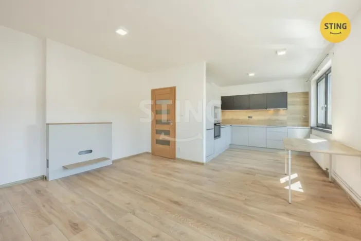 Prodej bytu 2+kk, Žďár nad Sázavou, Nádražní, 45 m2