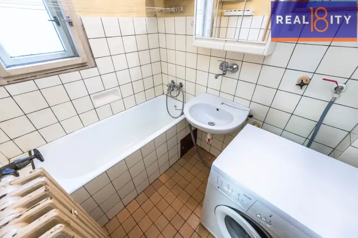 Prodej rodinného domu, Praha, V údolí, 264 m2