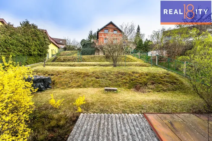 Prodej rodinného domu, Praha, V údolí, 264 m2