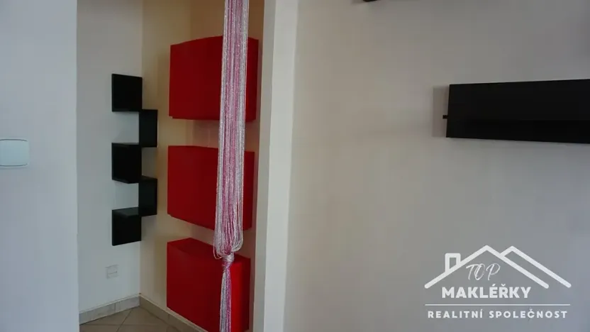 Prodej bytu 2+1, Přelouč, náměstí 17. listopadu, 64 m2