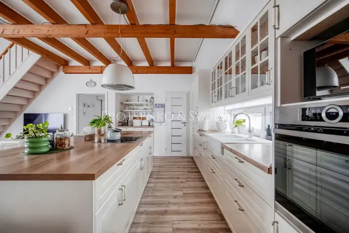 Prodej rodinného domu, Líšnice, 181 m2