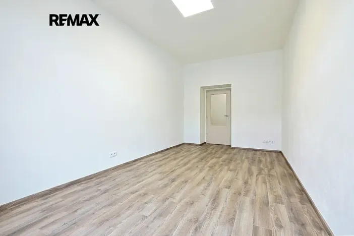 Pronájem bytu 3+kk, Plzeň, Koterovská, 81 m2