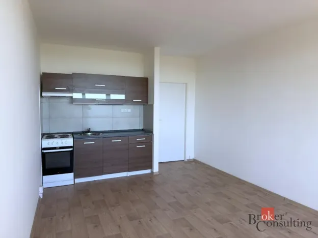 Pronájem bytu 1+kk, Nový Bor, Svojsíkova, 28 m2