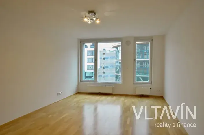 Pronájem bytu 2+kk, Praha - Smíchov, Švédská, 62 m2