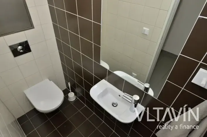 Pronájem bytu 2+kk, Praha - Smíchov, Švédská, 62 m2