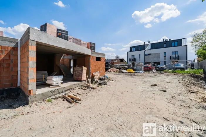 Prodej rodinného domu, Ovčáry, Obecní, 93 m2