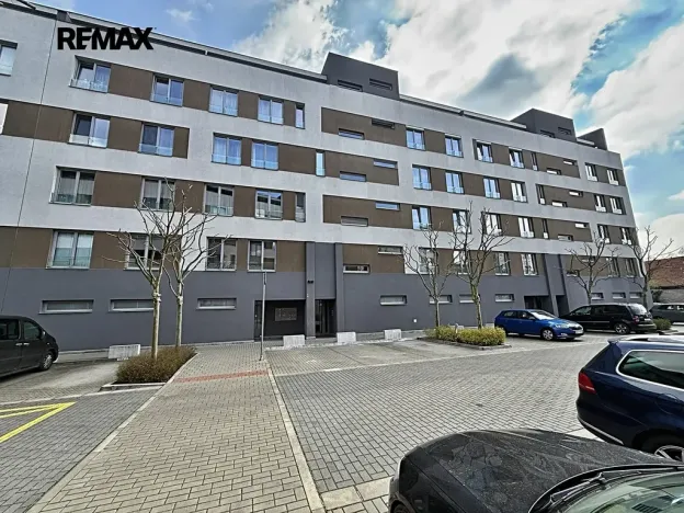 Pronájem bytu 2+kk, Kolín, Václavská, 49 m2