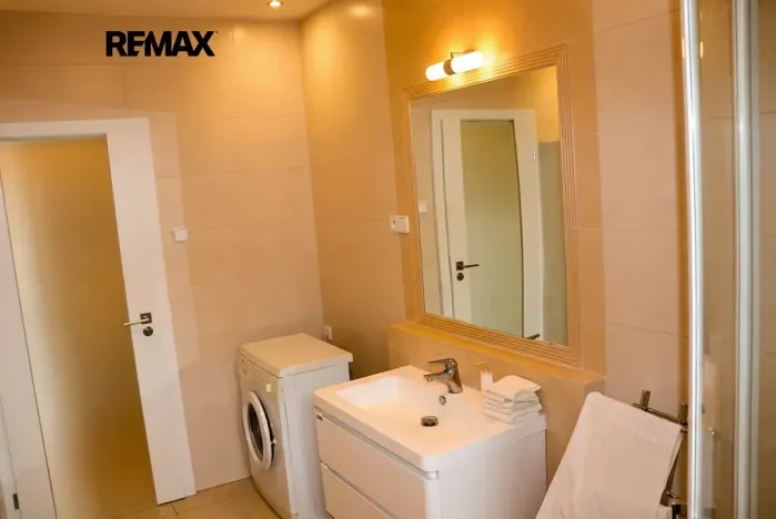 Pronájem bytu 2+1, Plzeň, Habrmannovo náměstí, 83 m2