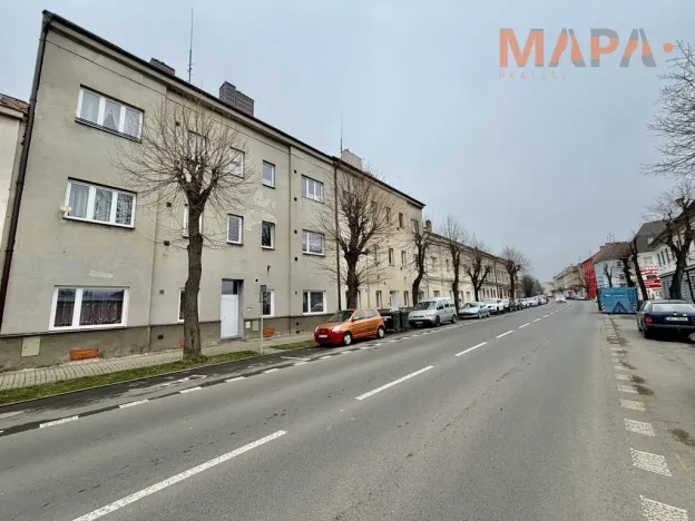 Prodej bytu 3+1, Louny, Husova, 90 m2