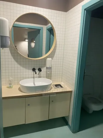 Prodej obchodního prostoru, České Budějovice - České Budějovice 1, Krajinská, 92 m2