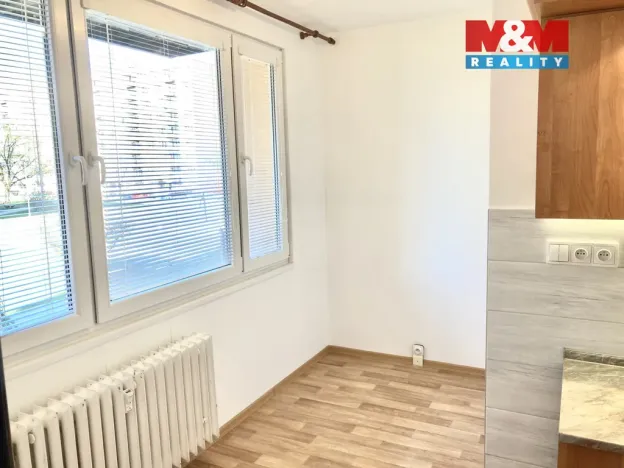 Pronájem bytu 2+1, Jindřichův Hradec - Jindřichův Hradec III, sídliště Vajgar, 58 m2