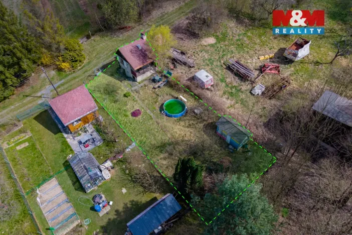 Prodej zahrady, Valašské Meziříčí - Bynina, 400 m2
