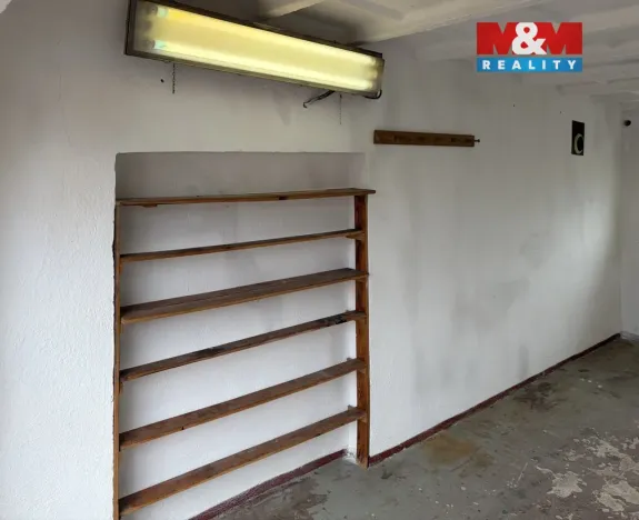 Prodej garáže, Třebíč, Spojovací, 19 m2