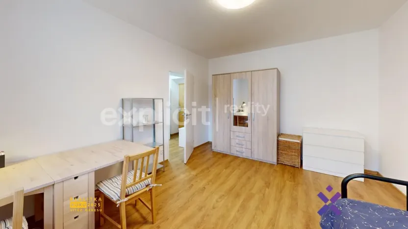 Pronájem bytu 1+1, Vsetín, Na Hrázi, 31 m2