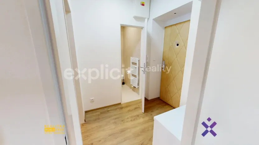 Pronájem bytu 1+1, Vsetín, Na Hrázi, 31 m2