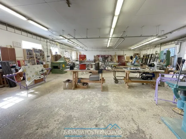 Pronájem výrobních prostor, Petrovice, 360 m2