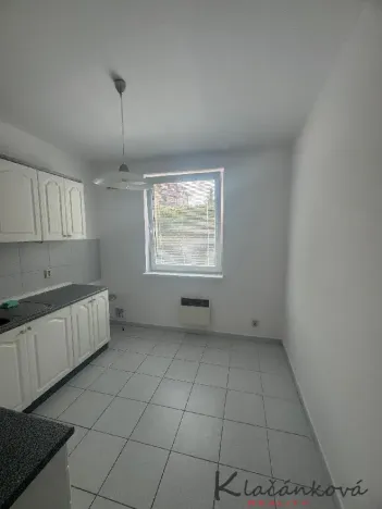 Pronájem bytu 2+1, Zlín - Kudlov, Žlutá, 57 m2