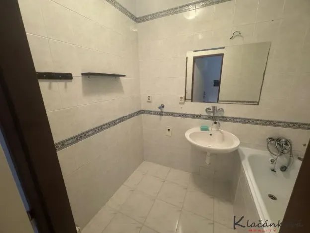 Pronájem bytu 2+1, Zlín - Kudlov, Žlutá, 57 m2