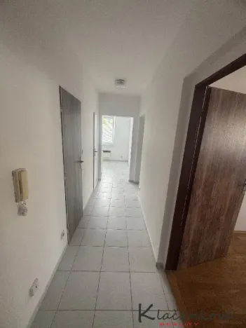 Pronájem bytu 2+1, Zlín - Kudlov, Žlutá, 57 m2