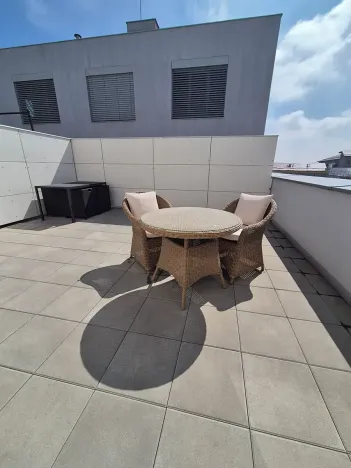 Pronájem bytu 2+kk, Kladno, Bohumila Landy, 42 m2