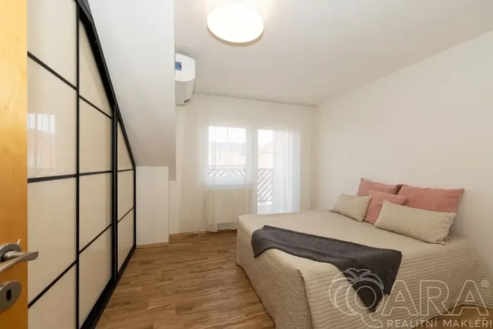 Prodej rodinného domu, Dolní Břežany, K Písnici, 136 m2