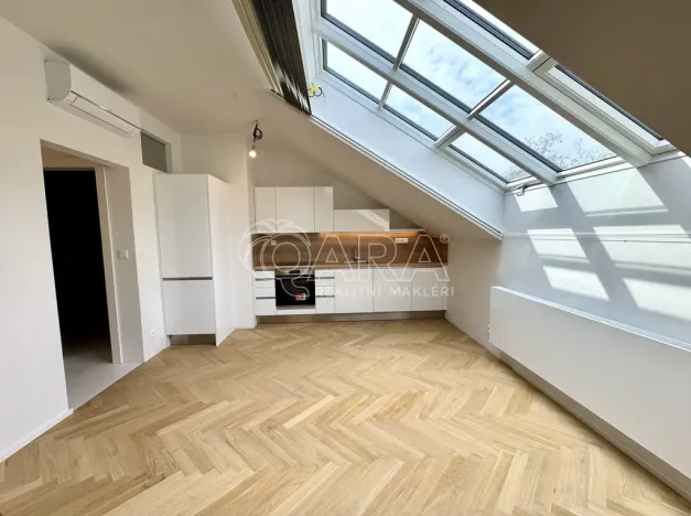 Pronájem atypického bytu, Praha - Smíchov, Holečkova, 56 m2