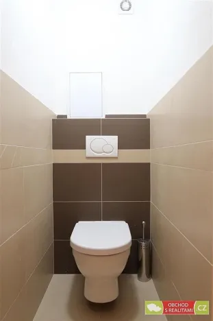 Pronájem bytu 2+kk, Praha, Ctěnická, 39 m2