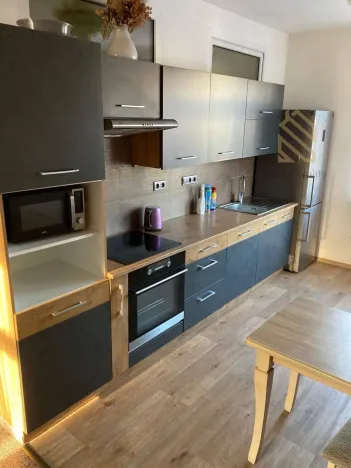 Pronájem bytu 2+kk, Děčín - Děčín III-Staré Město, Kladenská, 56 m2