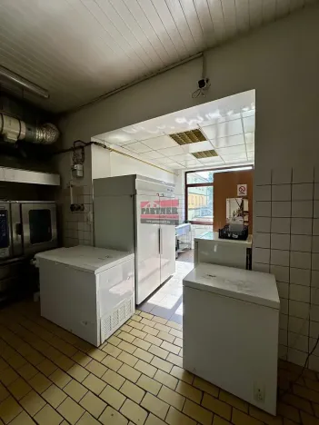 Prodej komerční nemovitosti, Veselí nad Lužnicí, náměstí T. G. Masaryka, 1037 m2