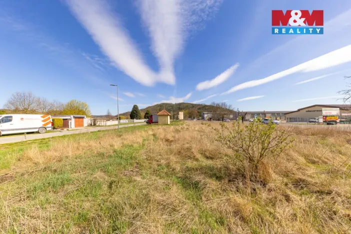 Prodej komerčního pozemku, Kuřim, 2221 m2