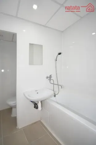 Pronájem bytu 2+kk, Most, Komořanská, 40 m2