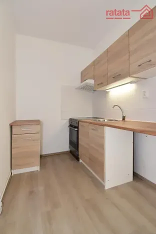 Pronájem bytu 2+kk, Most, Komořanská, 40 m2