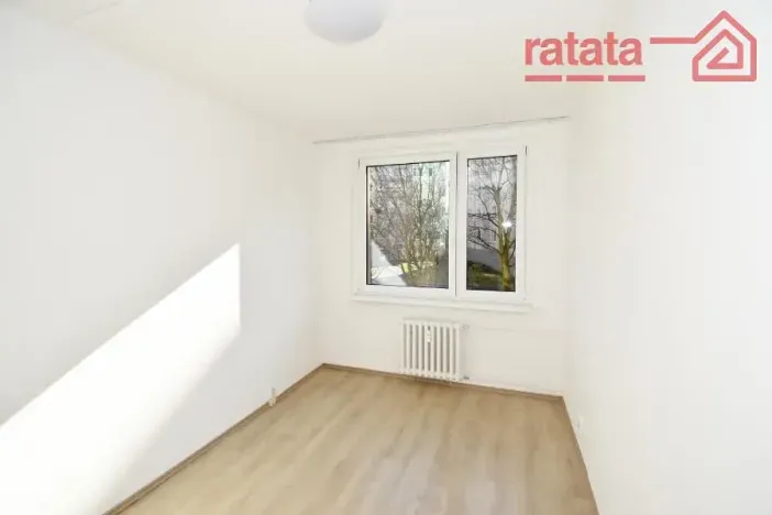 Pronájem bytu 2+kk, Most, Komořanská, 40 m2