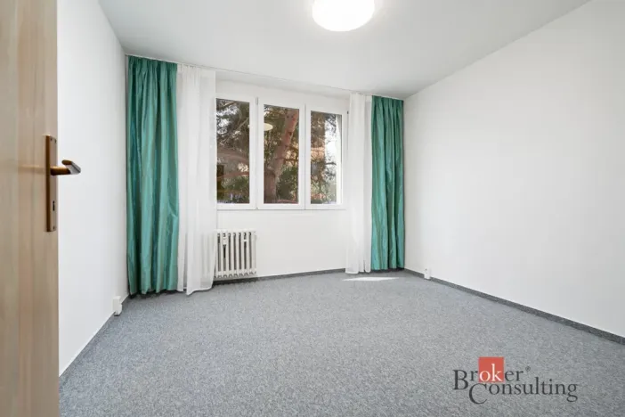 Prodej bytu 2+1, Plzeň - Skvrňany, Křimická, 52 m2