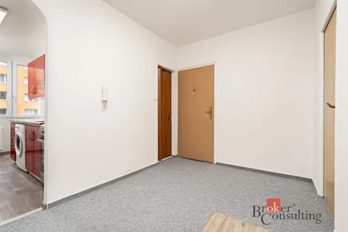 Prodej bytu 2+1, Plzeň - Skvrňany, Křimická, 52 m2