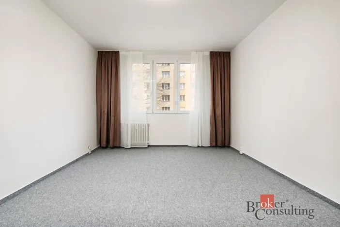 Prodej bytu 2+1, Plzeň - Skvrňany, Křimická, 52 m2