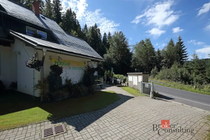 Prodej ubytování, Desná - Desná III, Polubenská, 640 m2