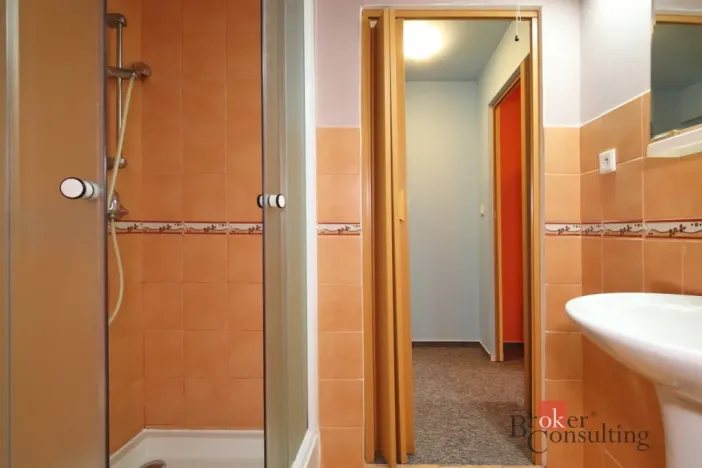 Prodej ubytování, Desná - Desná III, Polubenská, 640 m2