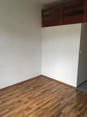Pronájem bytu 1+kk, Praha - Vysočany, Freyova, 22 m2