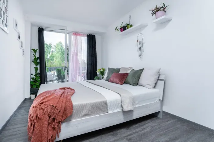 Pronájem bytu 2+kk, Karlovy Vary - Bohatice, Dubová, 49 m2