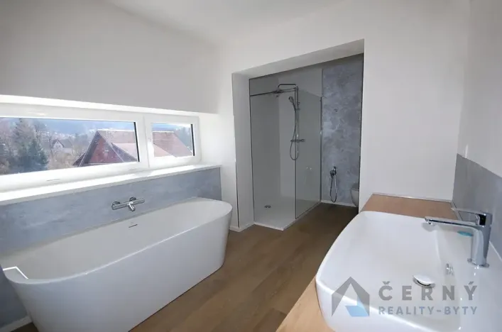 Prodej rodinného domu, Jablonec nad Nisou, Brigádnická, 203 m2