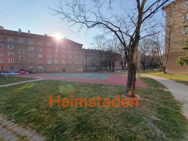 Pronájem bytu 2+1, Ostrava - Poruba, Alšovo náměstí, 58 m2