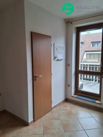 Pronájem bytu 2+1, České Budějovice - České Budějovice 1, Palmová, 72 m2