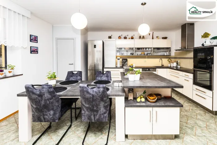 Prodej rodinného domu, Třebeň - Nový Drahov, 339 m2