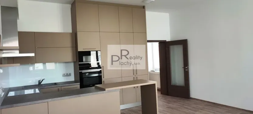 Pronájem bytu 3+kk, Znojmo, Divišovo náměstí, 81 m2