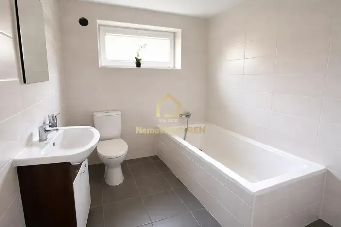 Pronájem bytu 2+kk, Ostrava, Stromovka, 36 m2